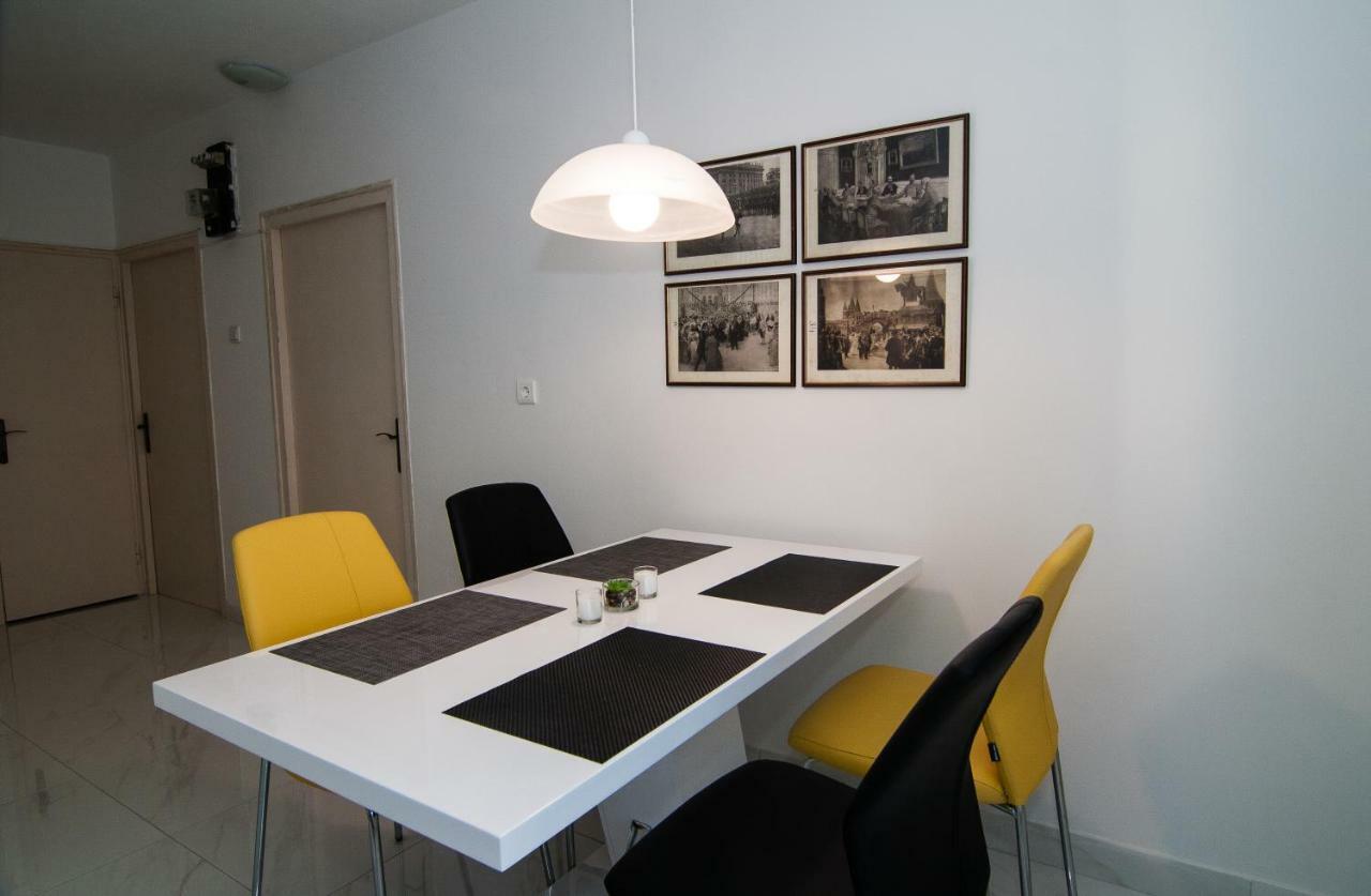 New Renovated Apartment 15 Min From Beach On Foot Pula Exterior photo