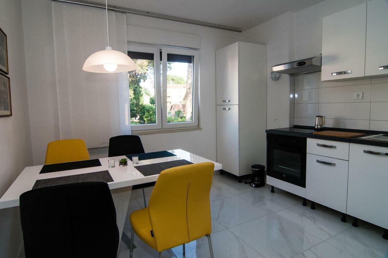New Renovated Apartment 15 Min From Beach On Foot Pula Exterior photo